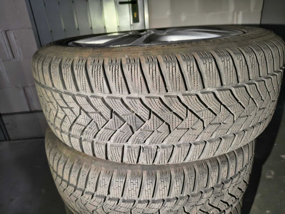 Kola stalowe 17” z oponami zimowymi Dunlop Winter Sport 5, Opel Zafira
