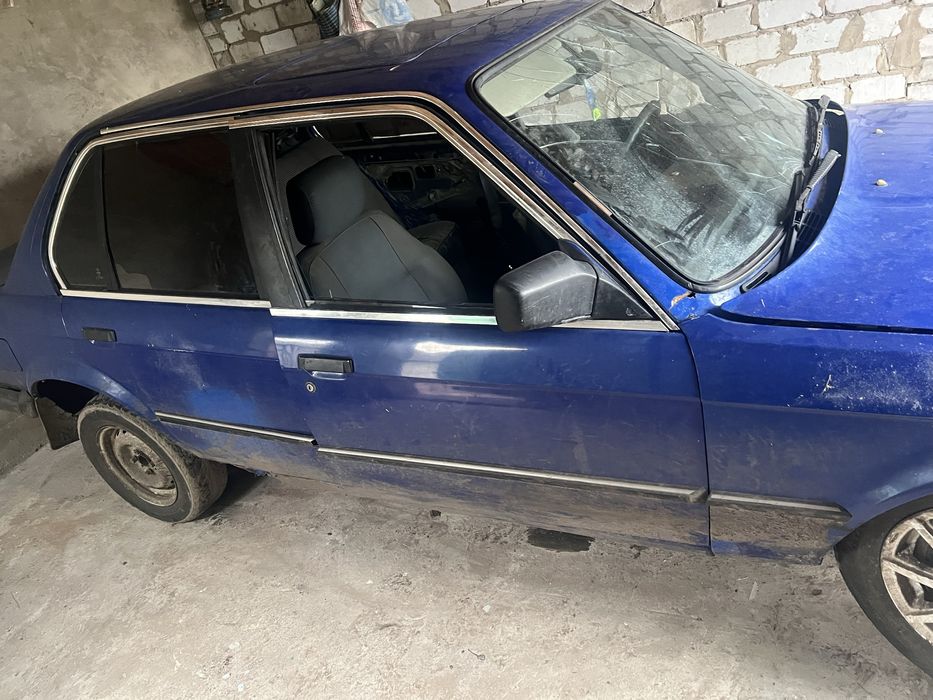 BMW E30 машиной нужно заниматься