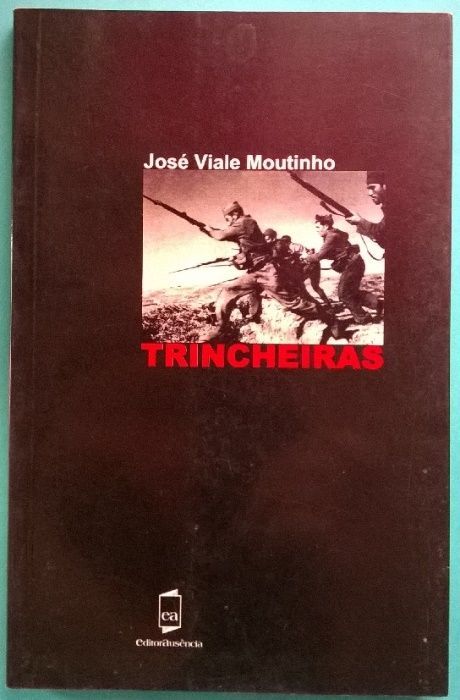 Livros e brochuras sobre temáticas militares e afins