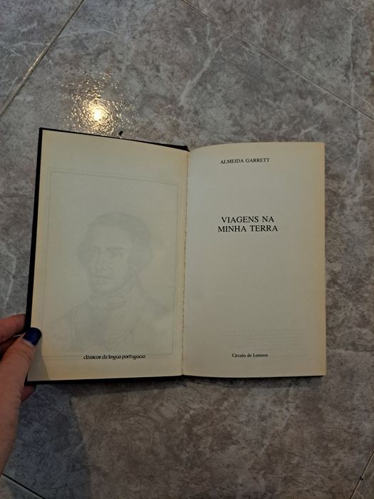 Livro Viagens da minha terra