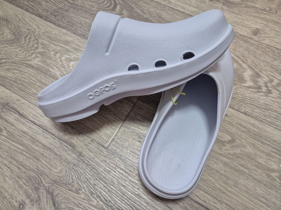 Мужские сабо OOFOS OOCloog с перфорацией W10 42 размер 27см