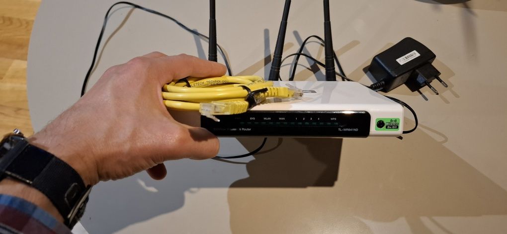 Router TP-Link Model No. TL-WR941ND