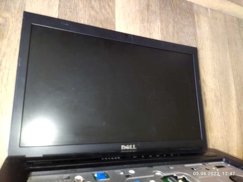 Екран Dell Vostro 3500 з кришкою