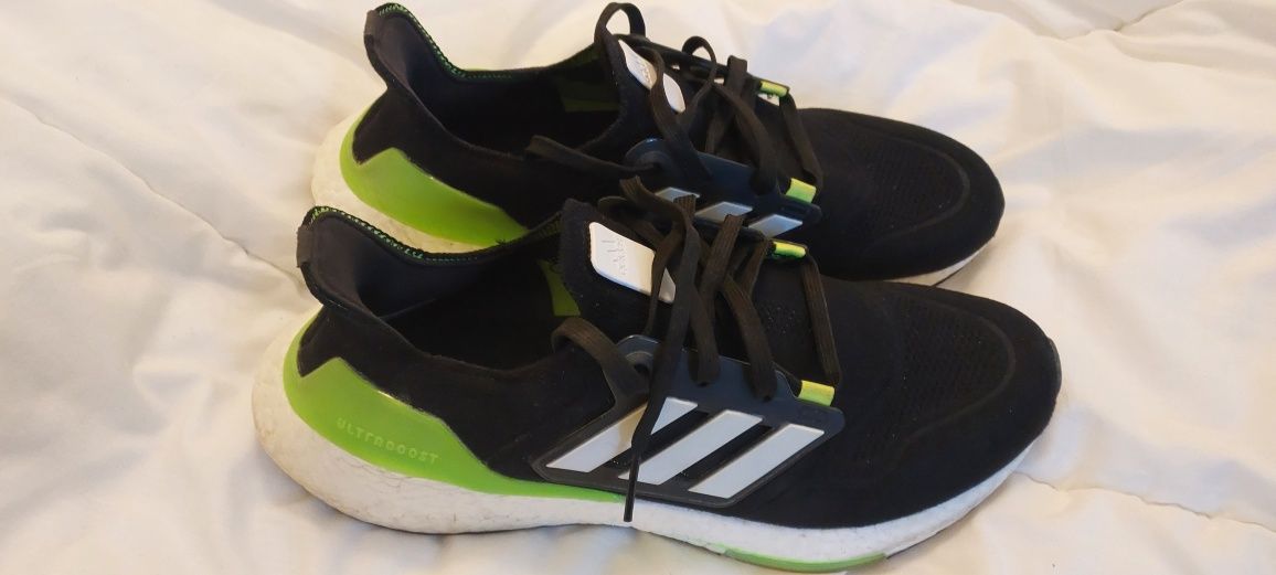 Vendo ténis Adidas 43.5