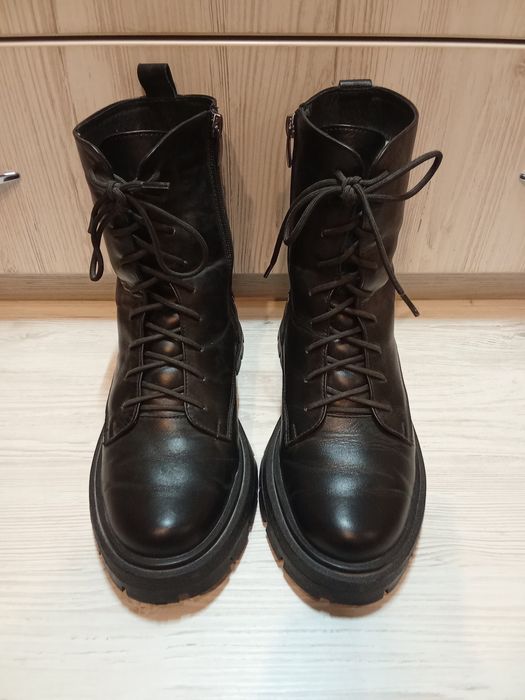 Жіночі шкіряні зимові ботінки