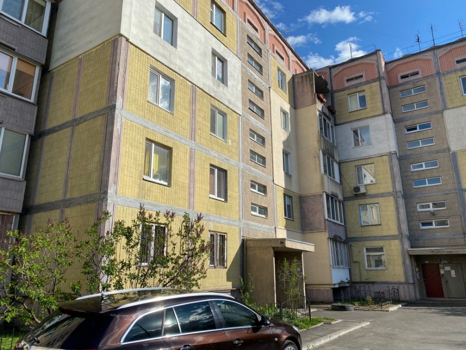 Продам 1 комнат.квартиру в центр.части Борисполя, ул.В.Мамотова,48,без