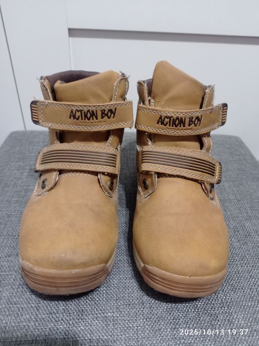 Buty 30 zimowe trzewiki trapery kozaki na zimę