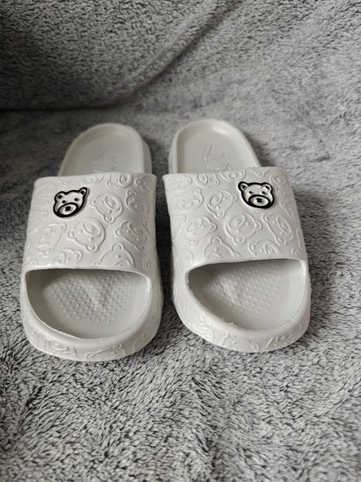 Klapki kapcie damskie