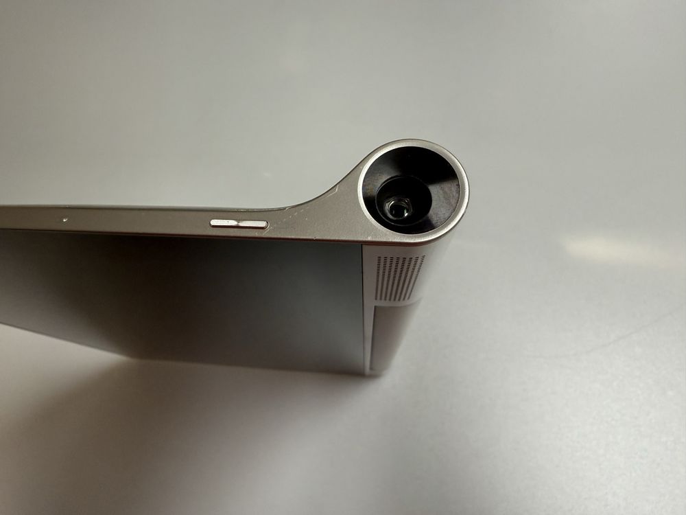Tablet Lenovo Yoga 2 Pro z projektorem , 1380F
