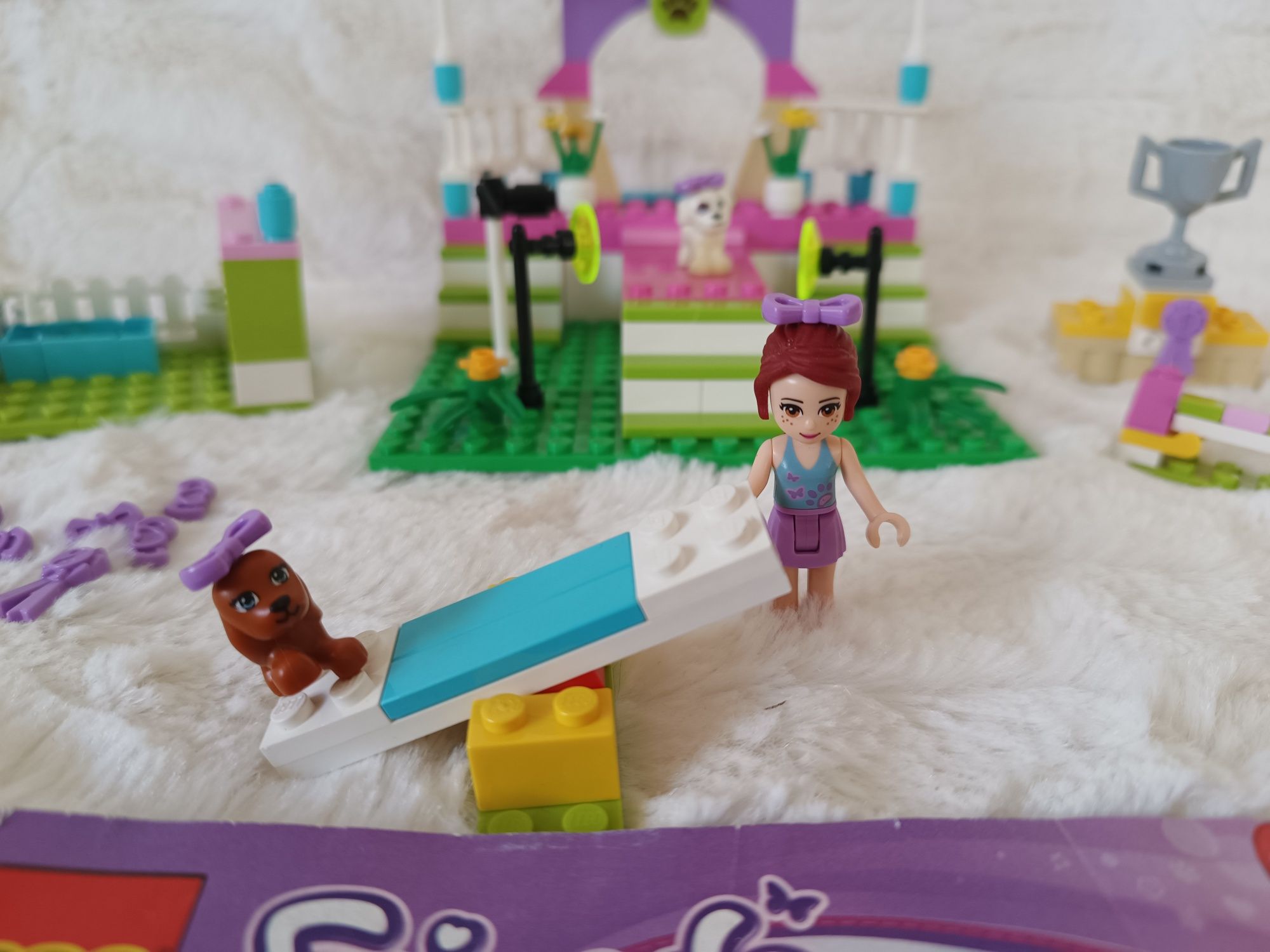 Klocki LEGO friends zwierzątka 3942 wystawa psów w Heartlake zestaw