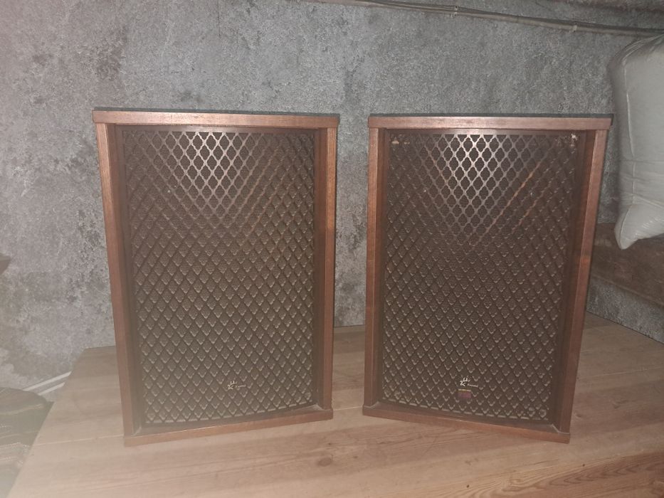 Sansui 2000x e colunas Sansui SP 2500