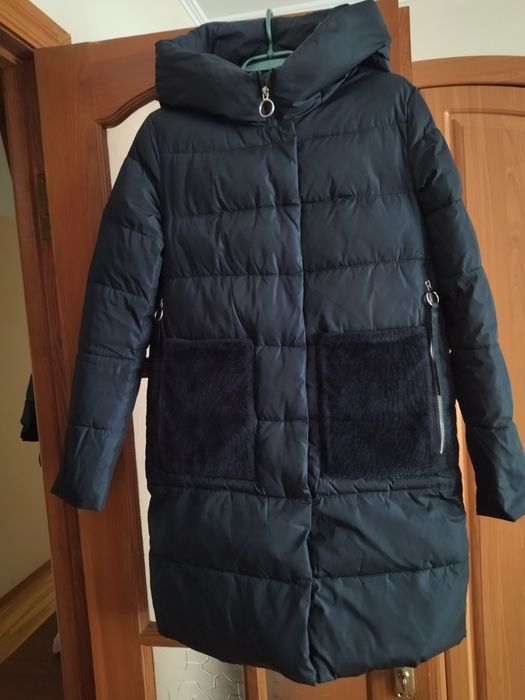 Пуховик жіночий 44 р.