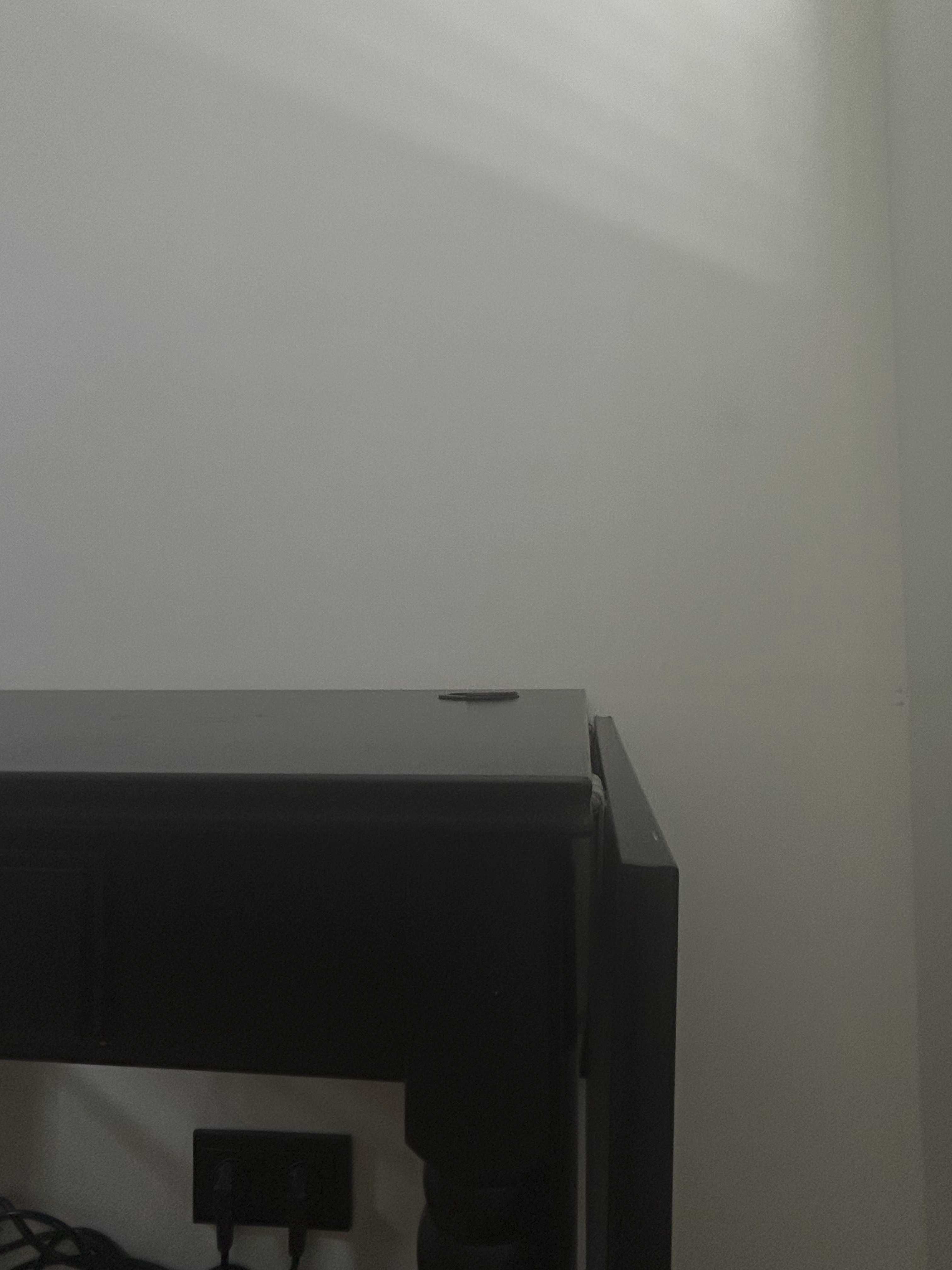 Czarne biurko Ikea Ingatorp