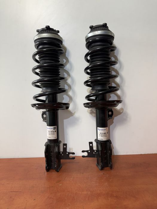 Nowe Amortyzatory Mcpherson Przód  Opel Zafira B 1.9 CDTI