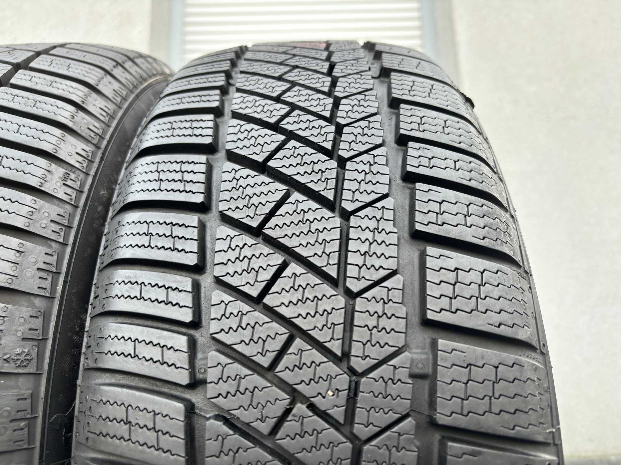 2szt zimowe 205/55R17 Continental 8,3mm 2022r świetny stan! Z4016 gwar