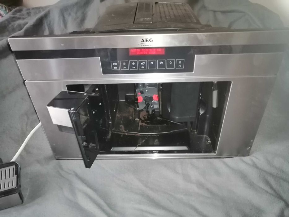 ekspres do zabudowy aeg electrolux pe 3810-m