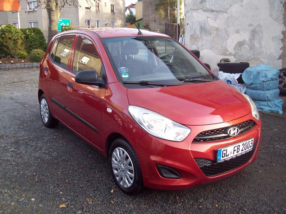 HYUNDAI i10 1,1/stan idealny/mały przebieg/klimatyzacja