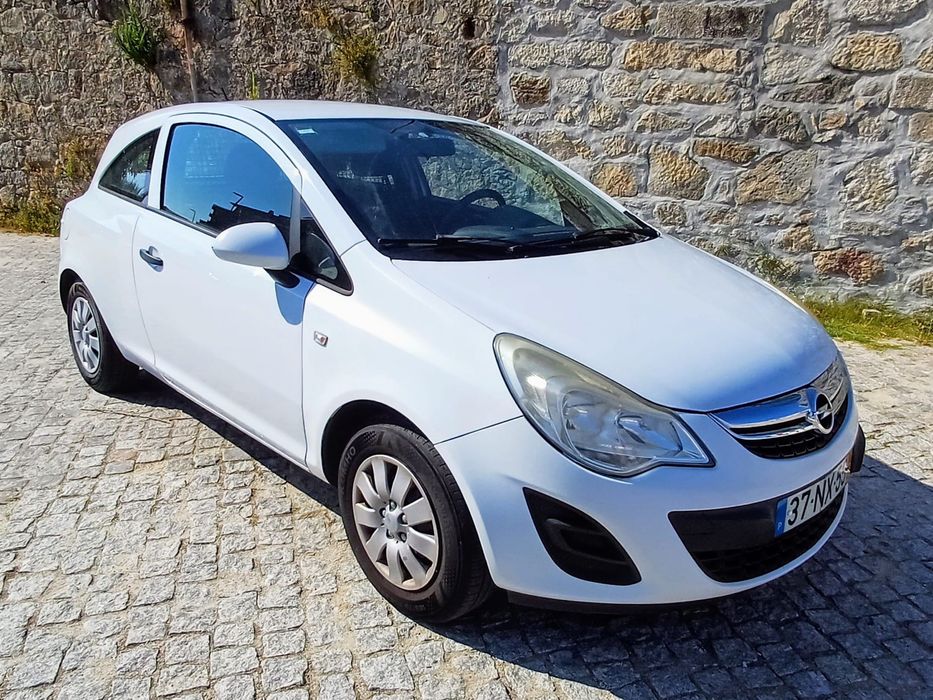 Opel Corsa 170,000kms IVA dedutível