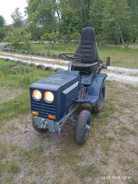 Продам трактор т012 кмз