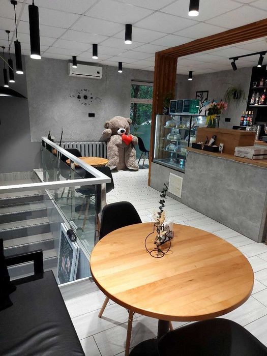 Продається робочий бізнес - кав'ярня. В центрі міста.