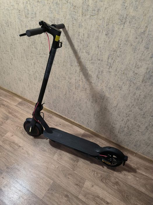 Продам электросамокат Xiaomi Scooter Pro2!