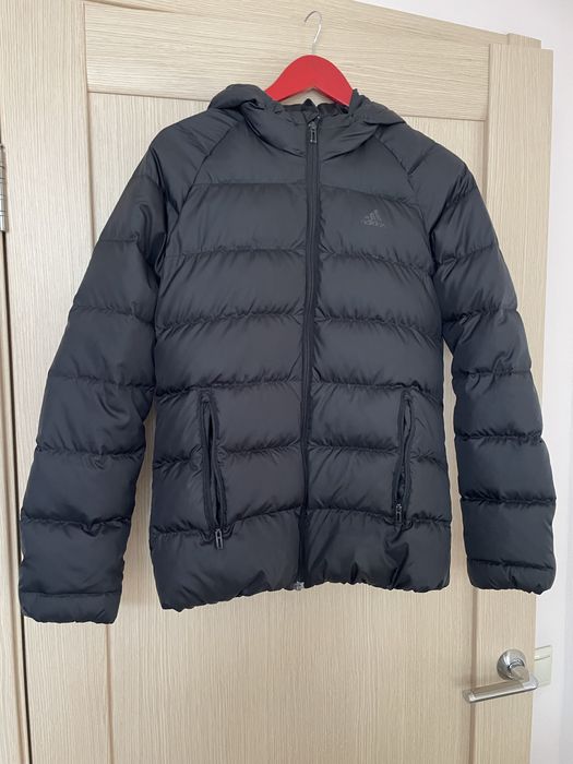 Adidas пуховик жіночий