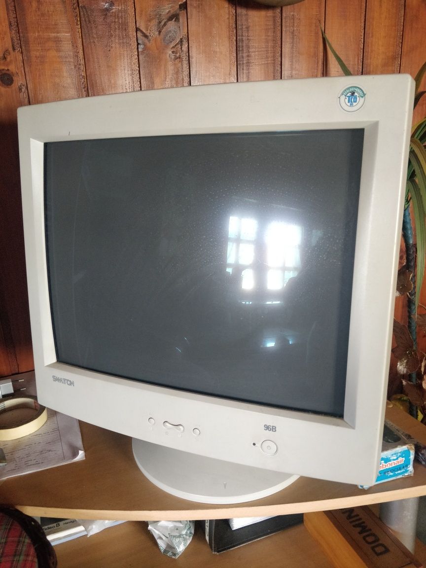 Monitor PC samtron 96B