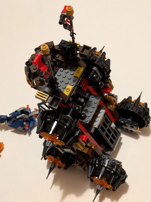 Lego 70321 облогова машина генерала Магмара