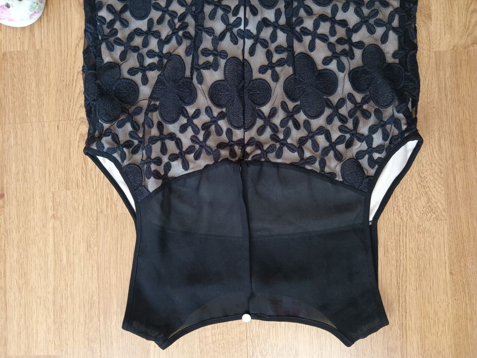 Sukienka wieczorowa / imprezowa / wizytowa / balowa rozmiar 42/ XL  42