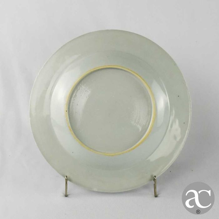 Par pratos porcelana China, Peónias e Crisântemos, Qianlong séc. XVIII