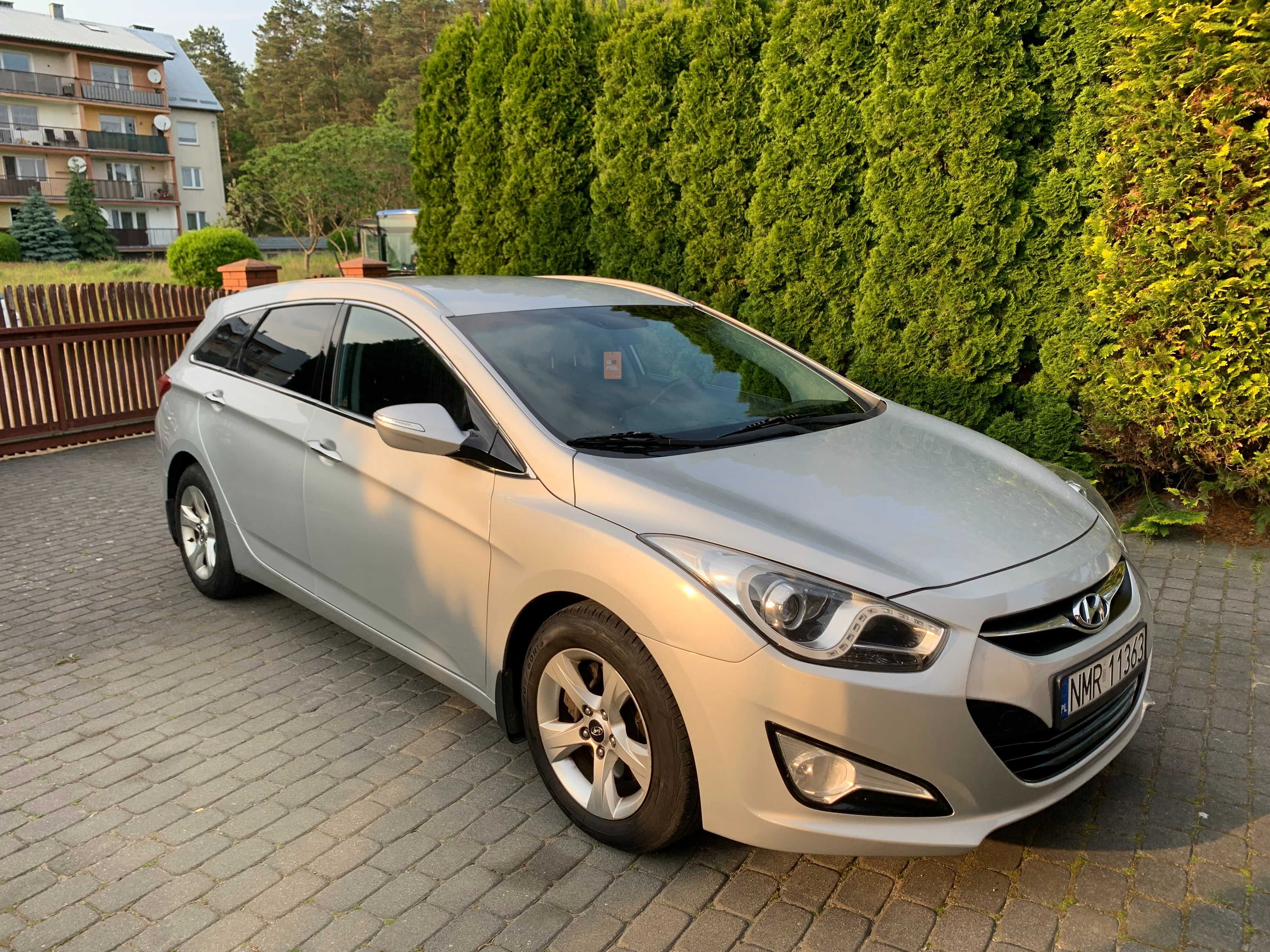 Hyundai i40 1.7 CRDI 136 KM kamera