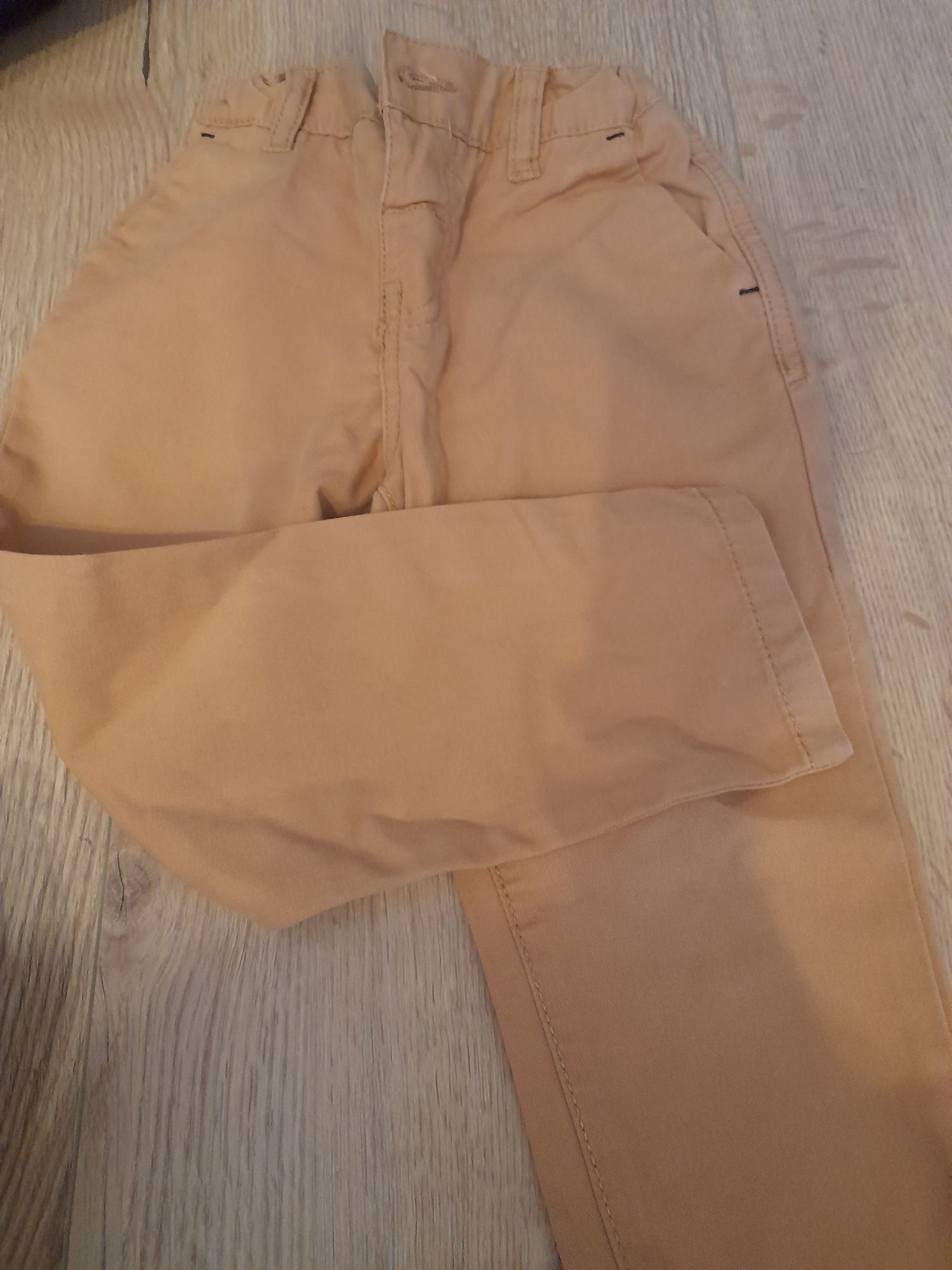Karmelowe jasne spodnie eleganckie, casual roZ. 98