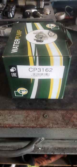Помпа на VW 1.4 бензин