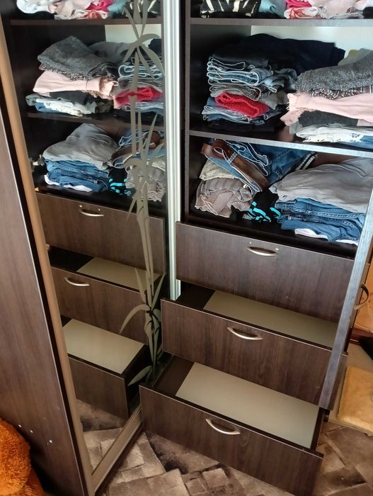 Продам шкаф-купе в хорошем состоянии