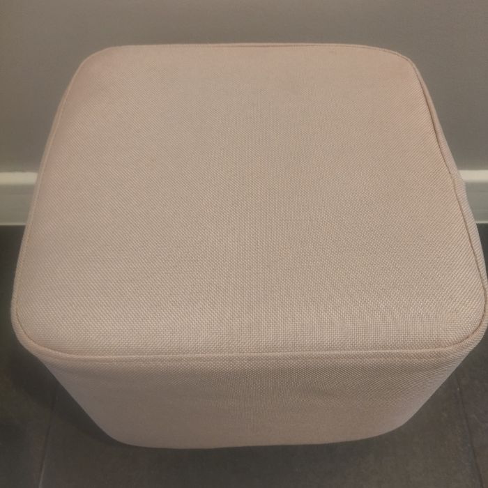 Puf podnóżek Sinsay