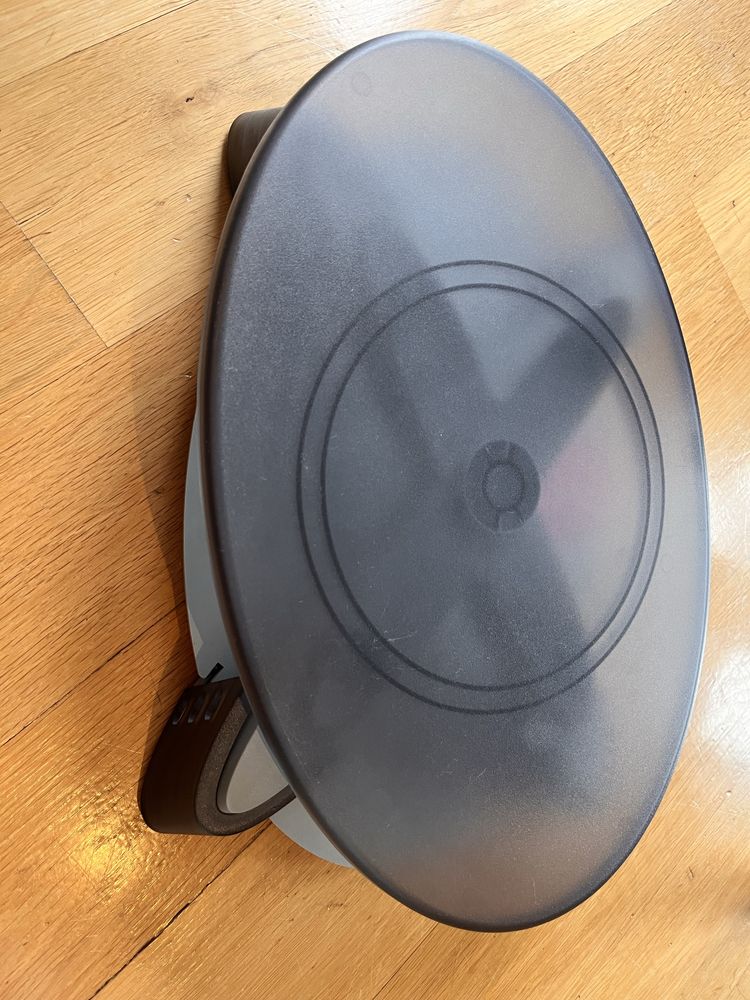 Podstawka pod monitor Fellowes, antracytowa – regulowana, z półką