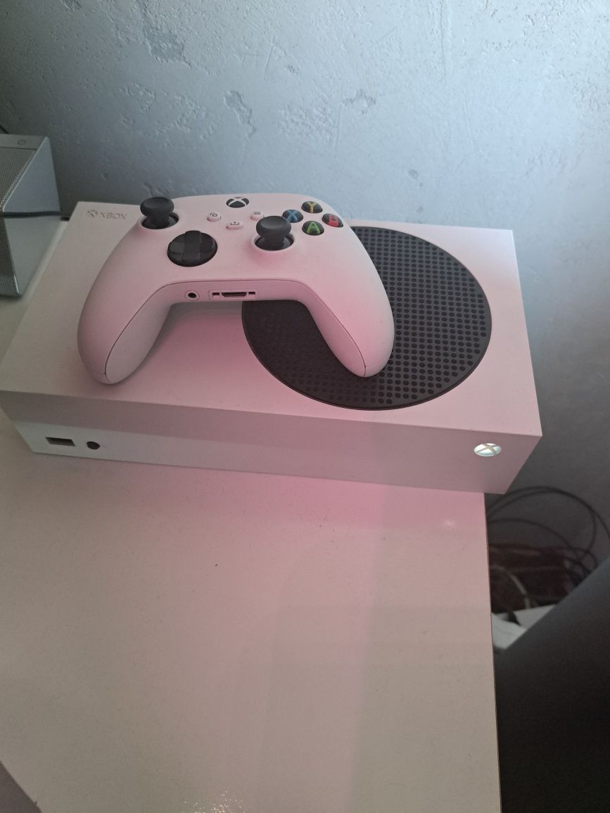 Xbox series s + gry