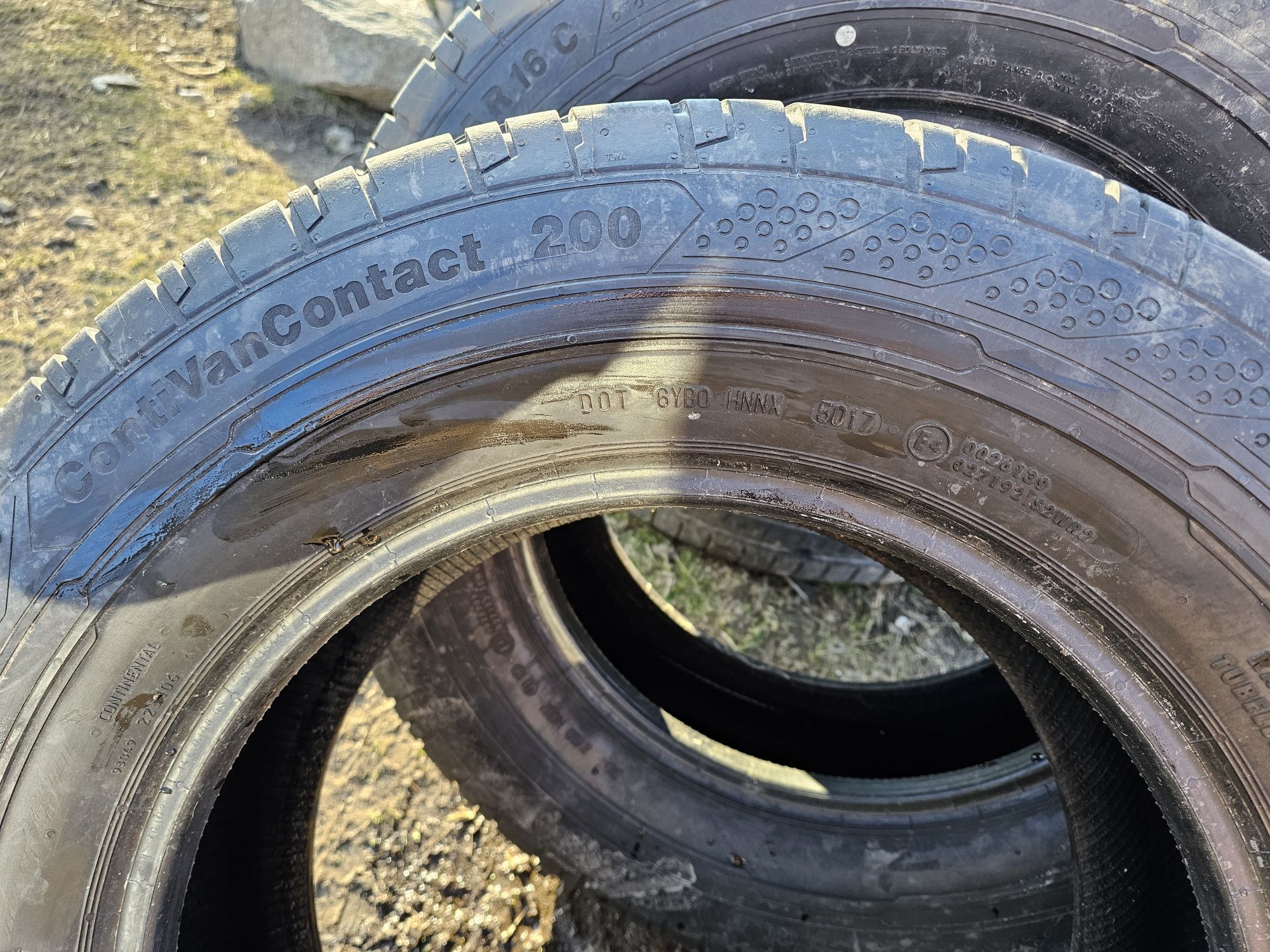 Opony letnie Continental 235/65R16C 115/113R