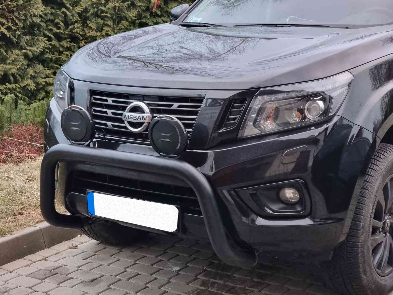 Nissan Navara orurowanie przednie Bull czarne 2016