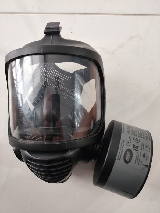 Протигаз фільтрувальний CM-6 з фільтром NBC-3/SL M