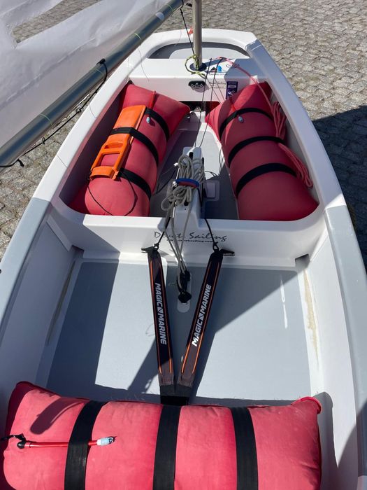 Vela - Barco optimist da Devoti Sailing