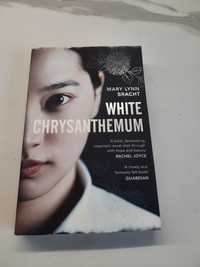 Mary Lynn Bracht "White Chrysanthemum" книга англійською