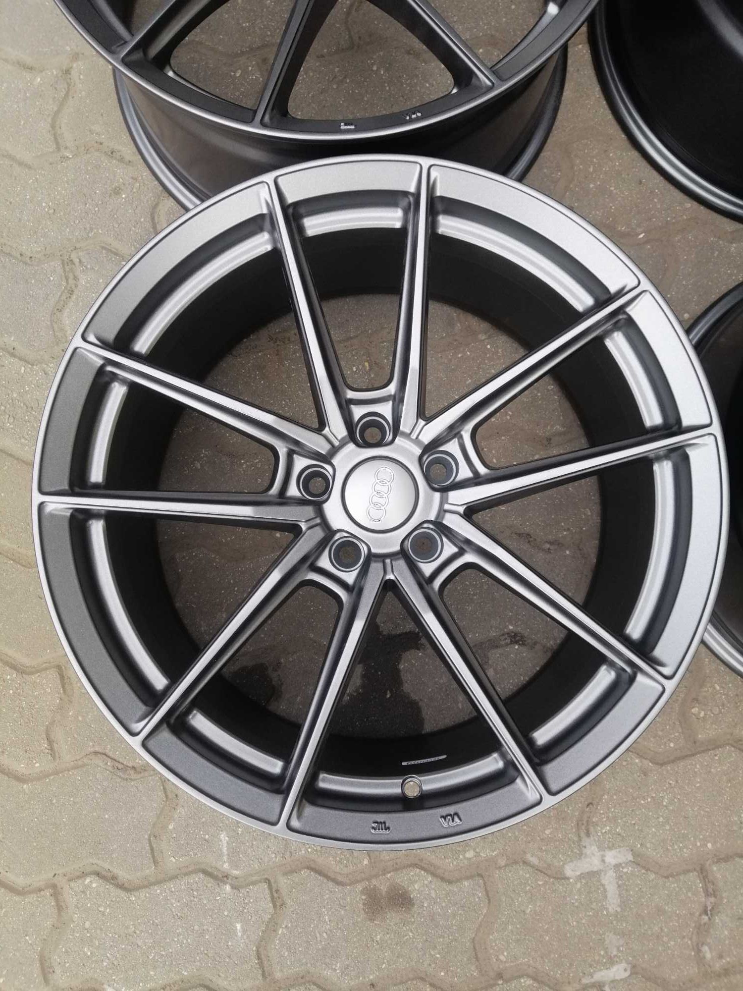 Felgi aluminiowe 5 x 112 R 19 Alufelgi oryginalne Seventy9 Audi