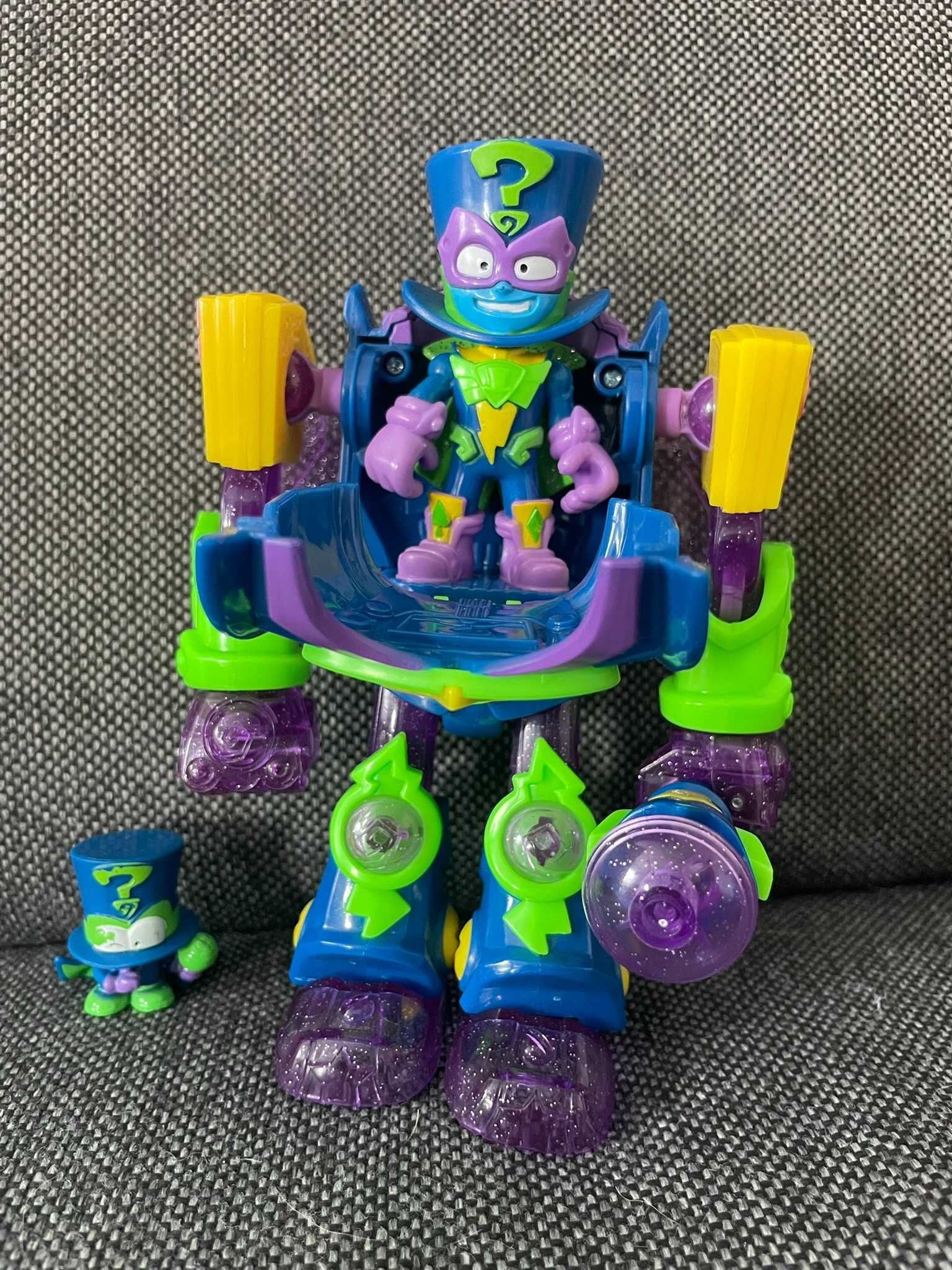 SUPER zings things superbot ENIGMA kazoom power