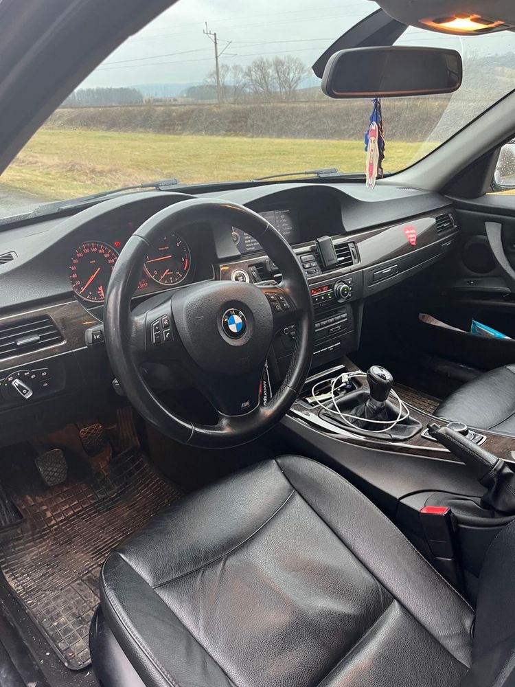 BMW e91 2010