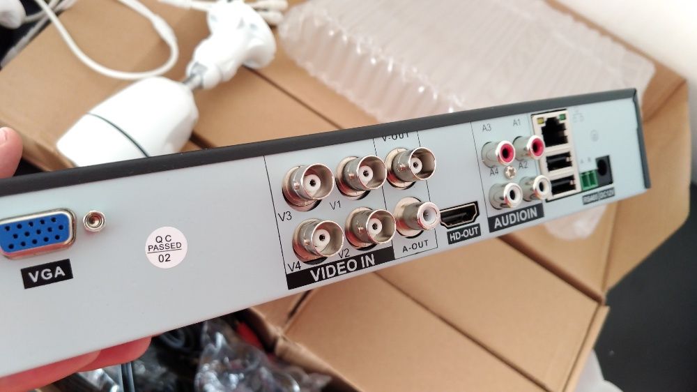 Sistema video vigilancia 4 cameras 1080p internet Android ios iphone