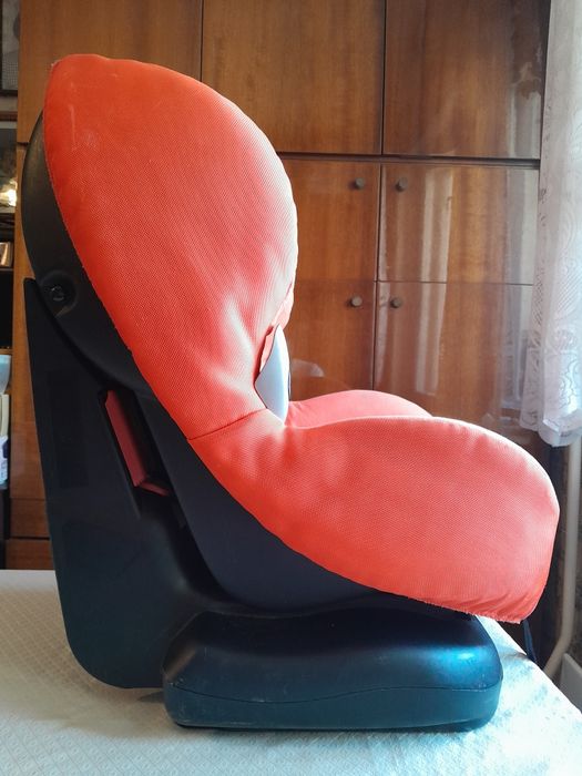 Автокресло Maxi-Cosi Priori XP для 1 группы детей 9-18 кг