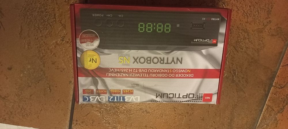 Dekoder dvbt- t2 opticum nytrobox