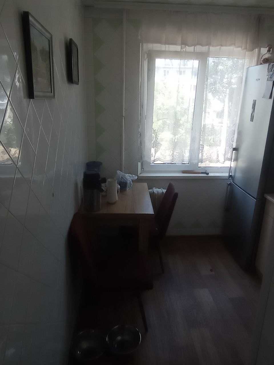 Сдам 2 комнатную квартиру на Генерала  Петрова