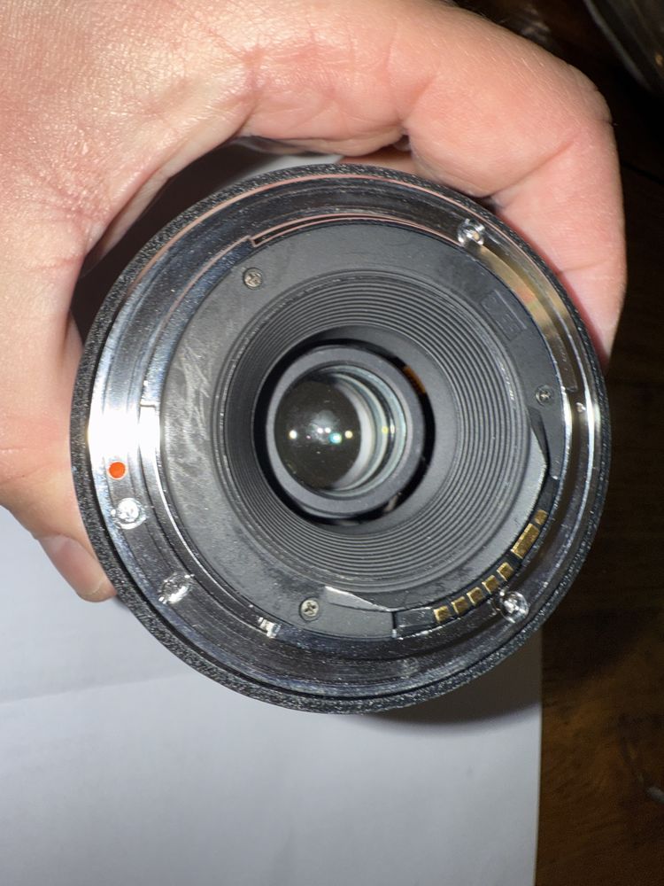 Objectiva Canon encaixe EF 28-200mm em excelente estado